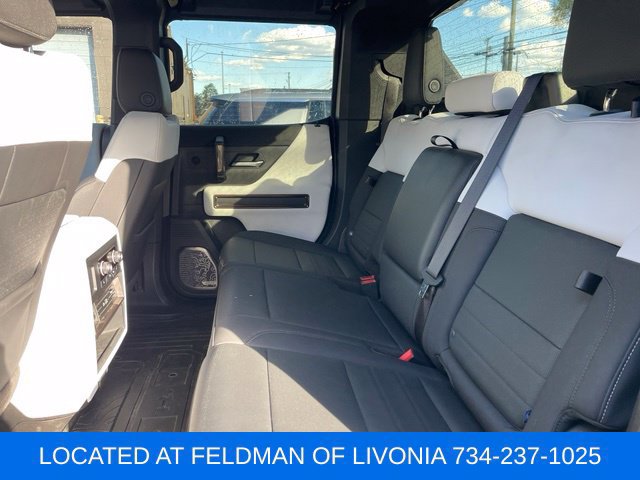 Used 2024 GMC Hummer EV 2X w/ Extreme Off-Road Package AWD/4WD image 9