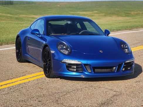 Used 2016 Porsche 911 Carrera GTS image 6