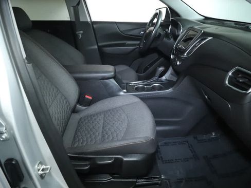 Used 2020 Chevrolet Equinox LT w/ Driver Convenience Package FWD image 36