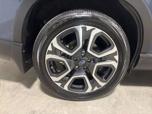 Used 2023 Subaru Ascent Limited w/ Technology Package image 28