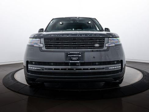 Used 2024 Land Rover Range Rover Long Wheelbase Autobiography image 10