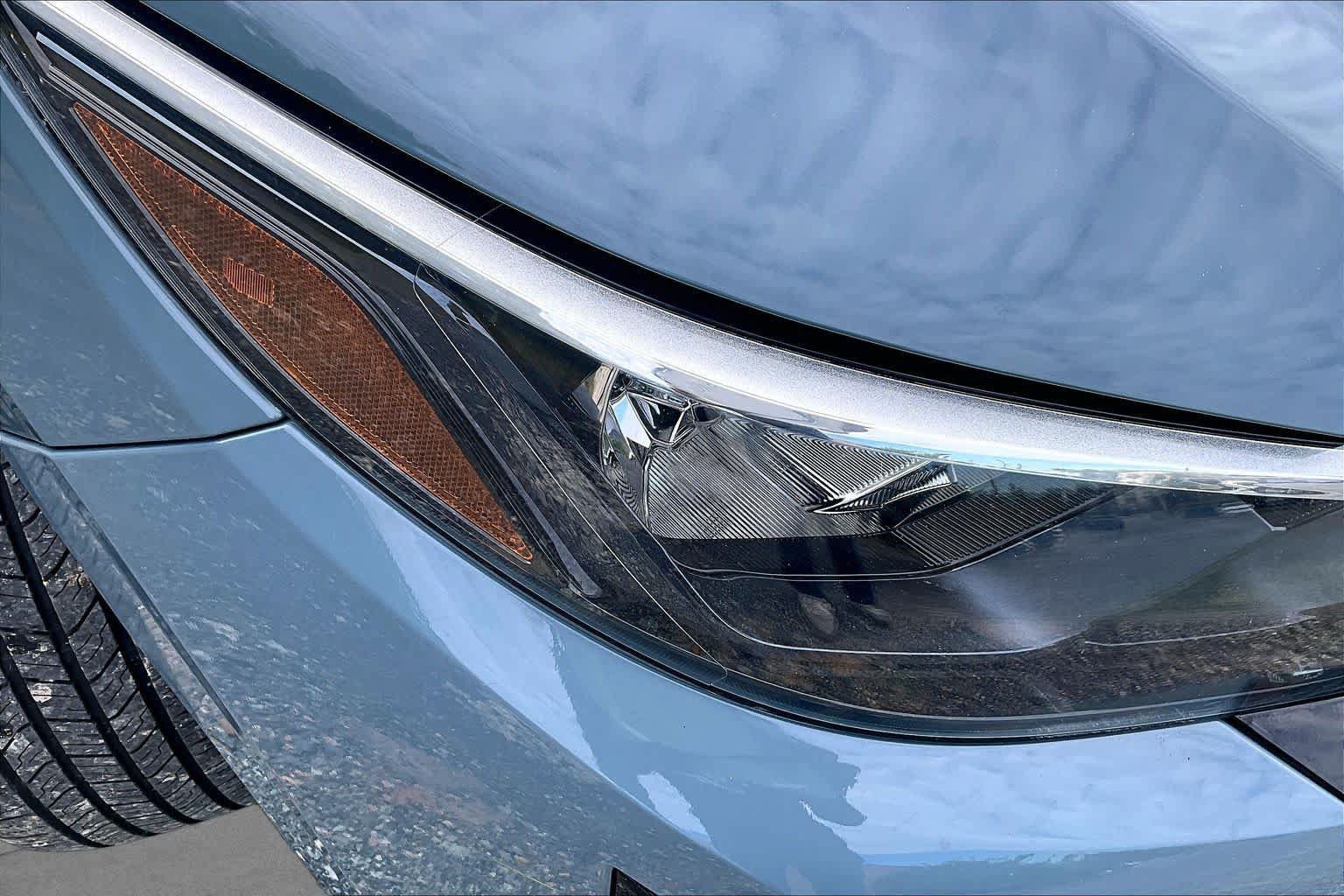 Used 2024 Nissan Sentra SV FWD image 28