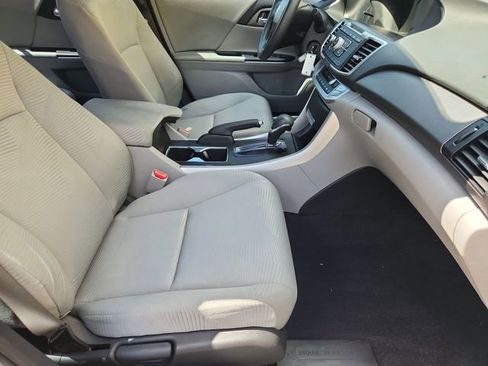 Used 2015 Honda Accord LX image 24
