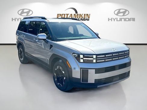 Used 2026 Hyundai Santa Fe SEL image 3