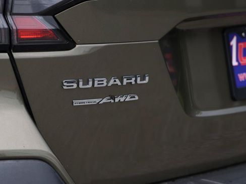 Used 2021 Subaru Outback Limited AWD/4WD image 12