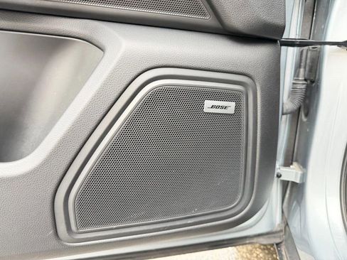 Used 2021 Porsche Macan AWD/4WD image 9