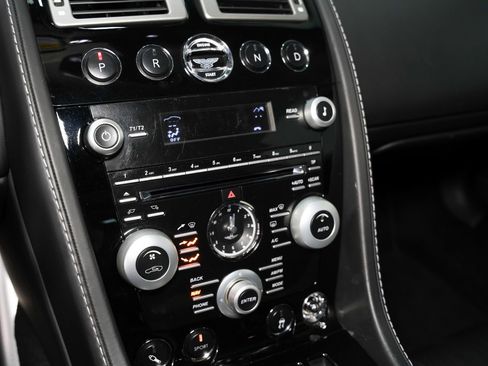 Used 2010 Aston Martin DBS Coupe image 40