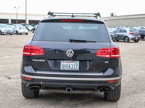 Used 2017 Volkswagen Touareg Wolfsburg Edition image 5