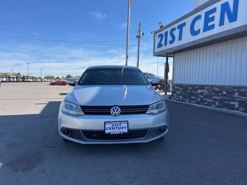 Used 2013 Volkswagen Jetta SE FWD image 8