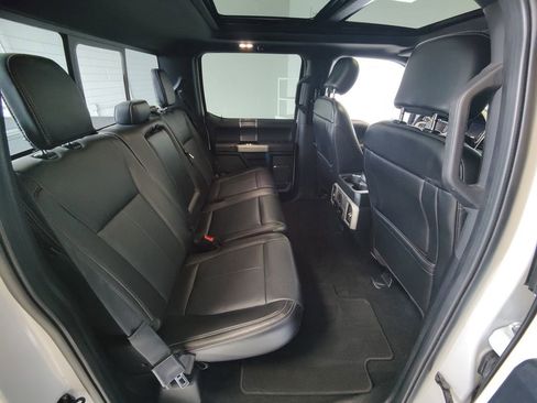 Used 2020 Ford F150 Lariat w/ Equipment Group 502A Luxury image 15