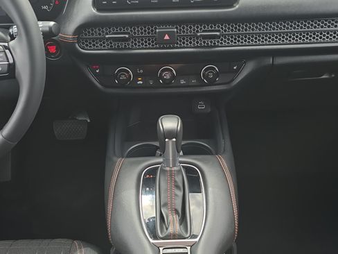 Used 2025 Honda HR-V Sport image 15