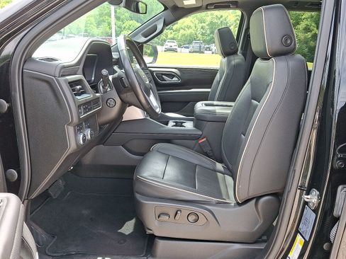 Used 2022 GMC Yukon SLT w/ SLT Premium Package AWD/4WD image 11