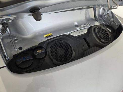 Used 2023 Porsche 911 Carrera T RWD image 13