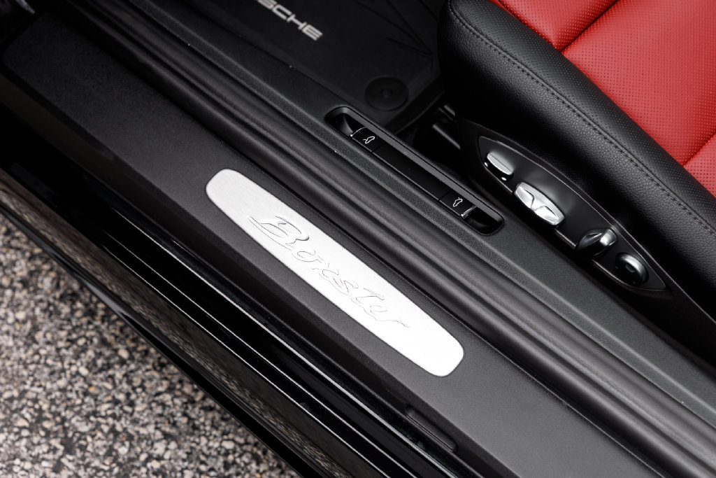 Used 2025 Porsche 718 Boxster RWD image 41