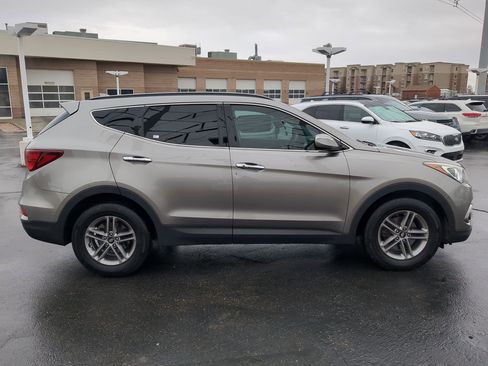 Used 2018 Hyundai Santa Fe Sport w/ 2.4L Value Package 02 image 6