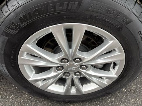 Used 2024 Cadillac XT6 Luxury w/ LPO, Floor Liner Package image 5