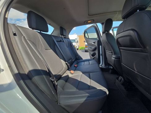 Used 2021 Buick Encore GX Essence w/ Advanced Technology Package FWD image 21