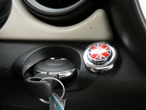 Used 2013 MINI Cooper Hardtop image 43