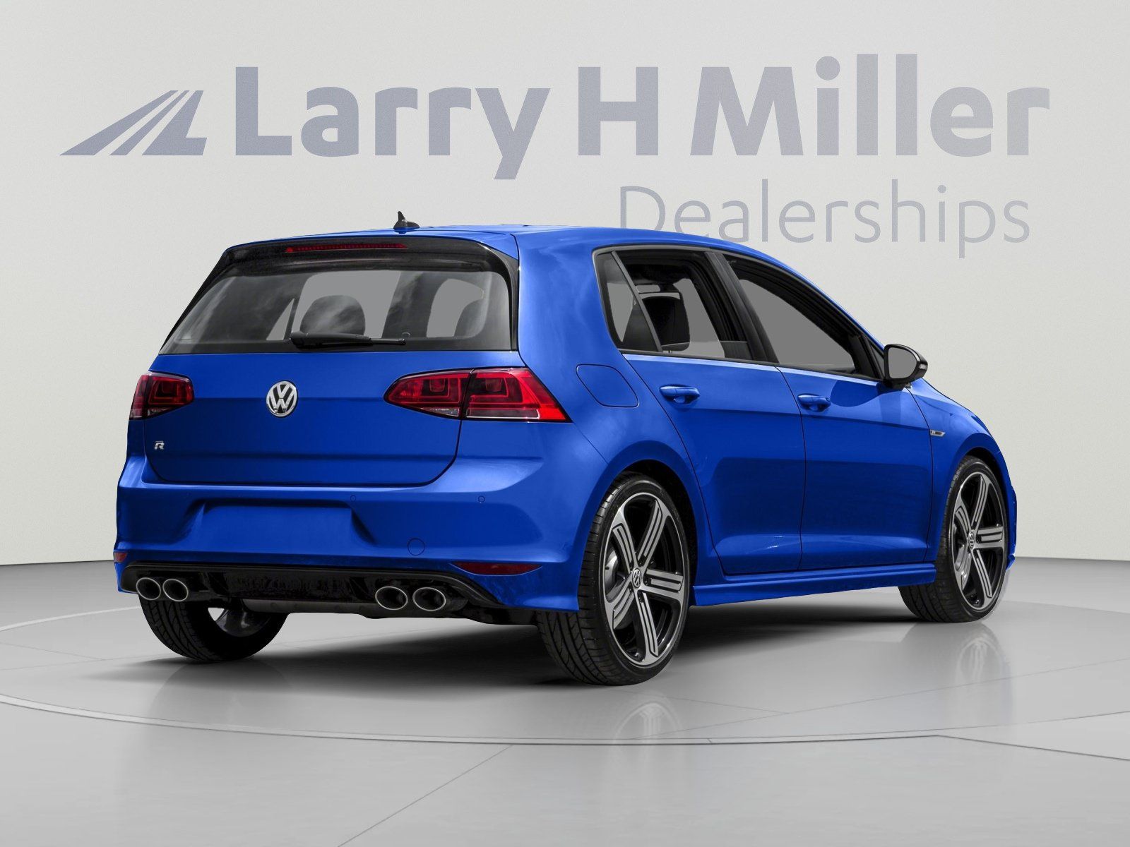 Used 2016 Volkswagen Golf R 4-Door AWD/4WD image 2