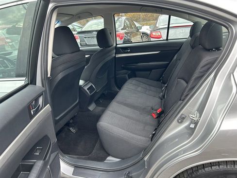 Used 2011 Subaru Legacy 2.5i Premium image 9