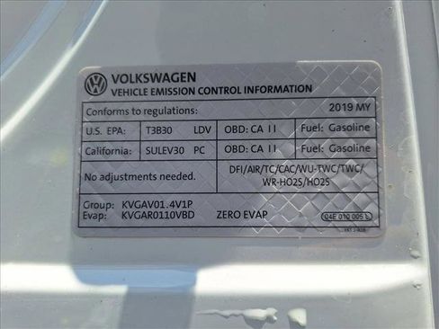 Used 2019 Volkswagen Golf S w/ Driver Assistance Package image 23