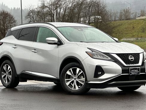 Used 2023 Nissan Murano SV image 1