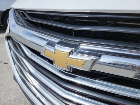 Used 2020 Chevrolet Malibu LT FWD image 11