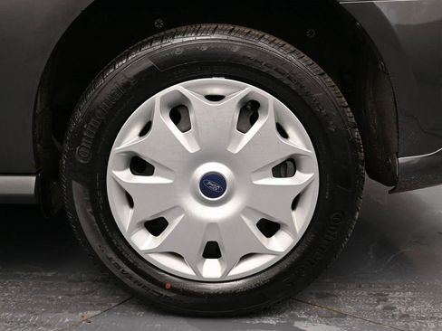 Used 2016 Ford Transit Connect XLT image 12