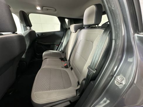 Used 2022 Ford Escape SE w/ Cold Weather Package FWD image 22