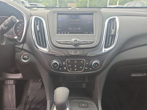 Used 2024 Chevrolet Equinox LT FWD image 18