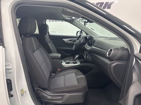 Used 2023 Chevrolet Blazer LT image 27