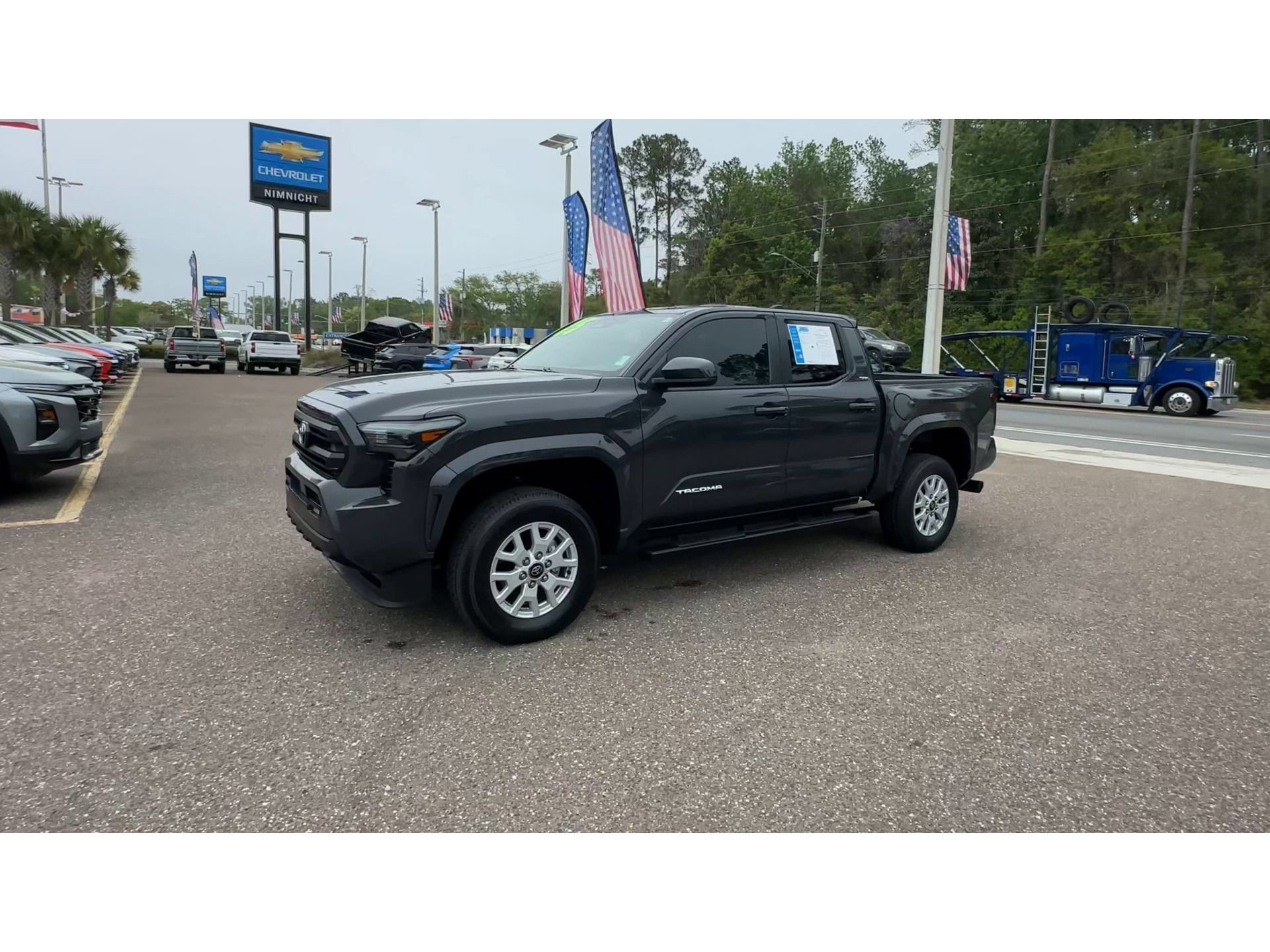 Used 2025 Toyota Tacoma SR5 RWD image 6