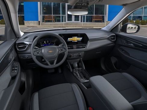 New 2026 Chevrolet TrailBlazer LS w/ LS Convenience Package AWD/4WD image 15