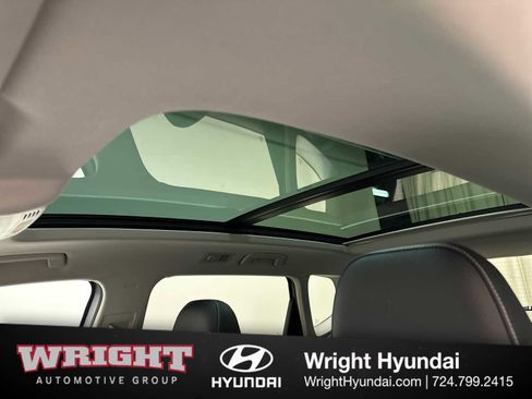 Used 2023 Volkswagen Taos SE w/ Panoramic Sunroof Package image 30