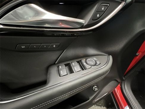 New 2025 Buick Envision Preferred image 23