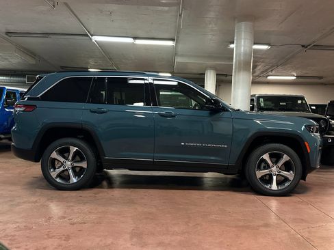 New 2026 Jeep Grand Cherokee Limited RWD image 6