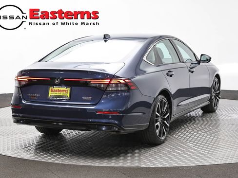 Used 2025 Honda Accord Touring image 5