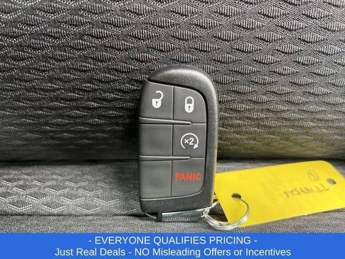 New 2026 Jeep Compass Latitude image 28