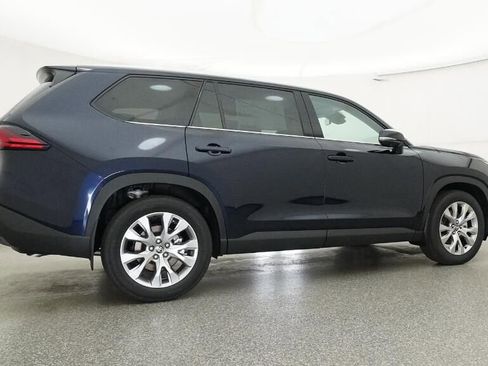 New 2026 Toyota Grand Highlander Limited image 26