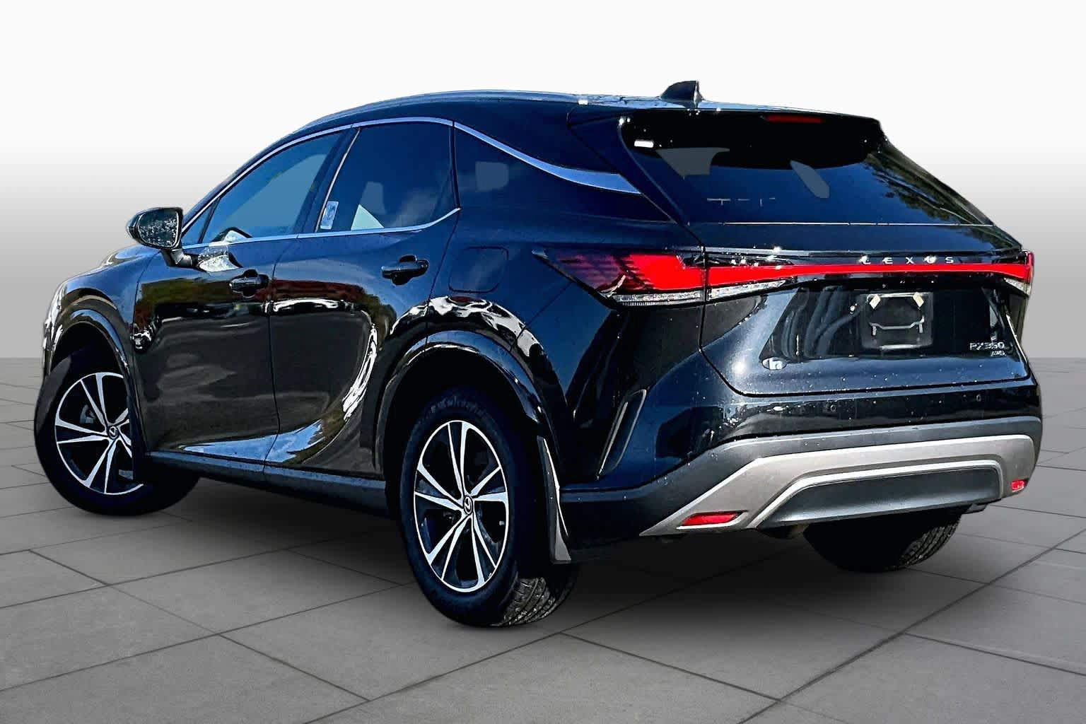 Used 2024 Lexus RX 350 Premium w/ Accessory Package AWD/4WD image 12