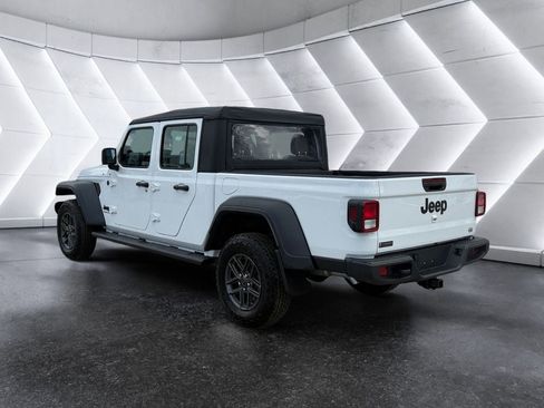 New 2026 Jeep Gladiator Sport AWD/4WD image 4