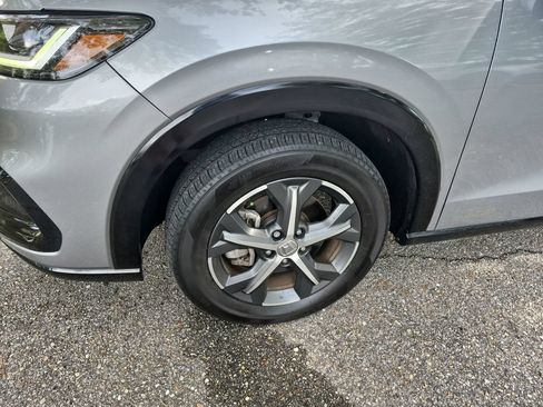 Used 2024 Honda HR-V EX-L image 12