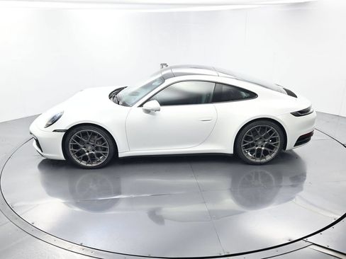 Certified 2023 Porsche 911 Carrera RWD image 30