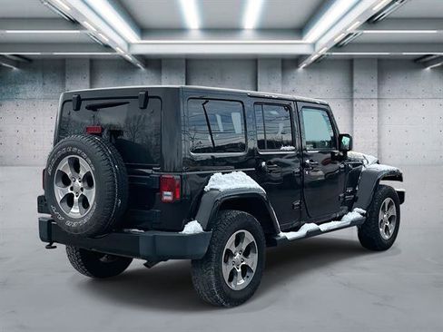 Used 2018 Jeep Wrangler Unlimited Sahara w/ Dual Top Group image 3