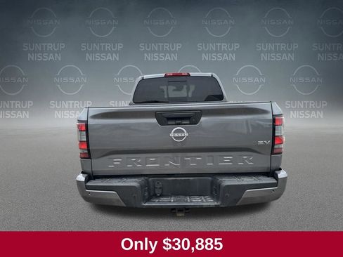 Used 2024 Nissan Frontier SV w/ Technology Package image 4