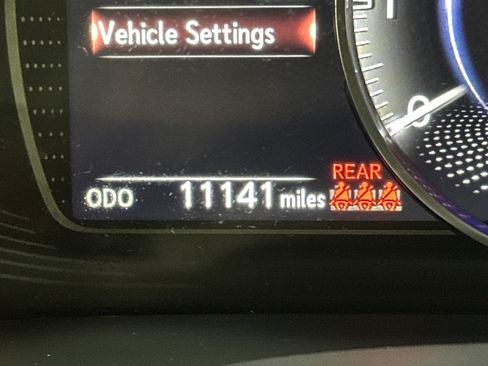 Certified 2023 Lexus ES 350 w/ Premium Package image 22