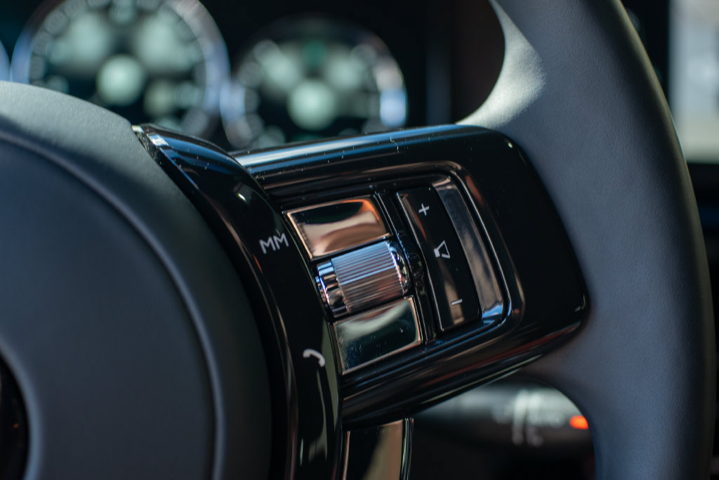 Used 2024 Rolls-Royce Phantom Sedan RWD image 13