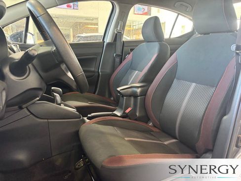 Used 2024 Nissan Versa SR FWD image 18