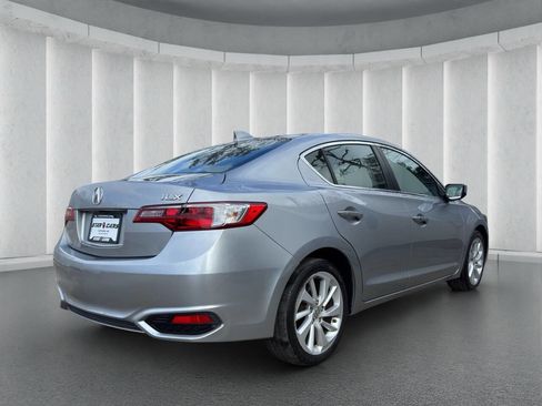Used 2018 Acura ILX image 5