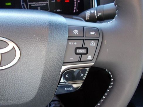 Used 2026 Toyota Camry SE image 20